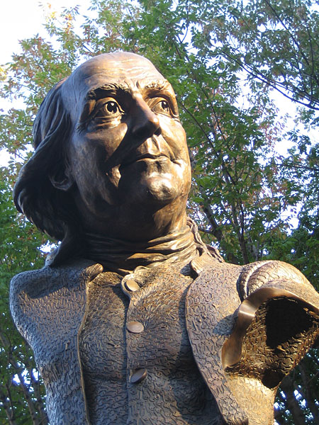 Keys To Community, a bronze sculpture by James Peniston of Ben Franklin in downtown Philadelphia.